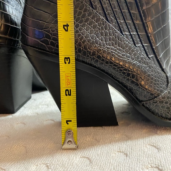 ZARA Reptile Pattern Dark Grey Cowboy Type Boot - Picture 4 of 16